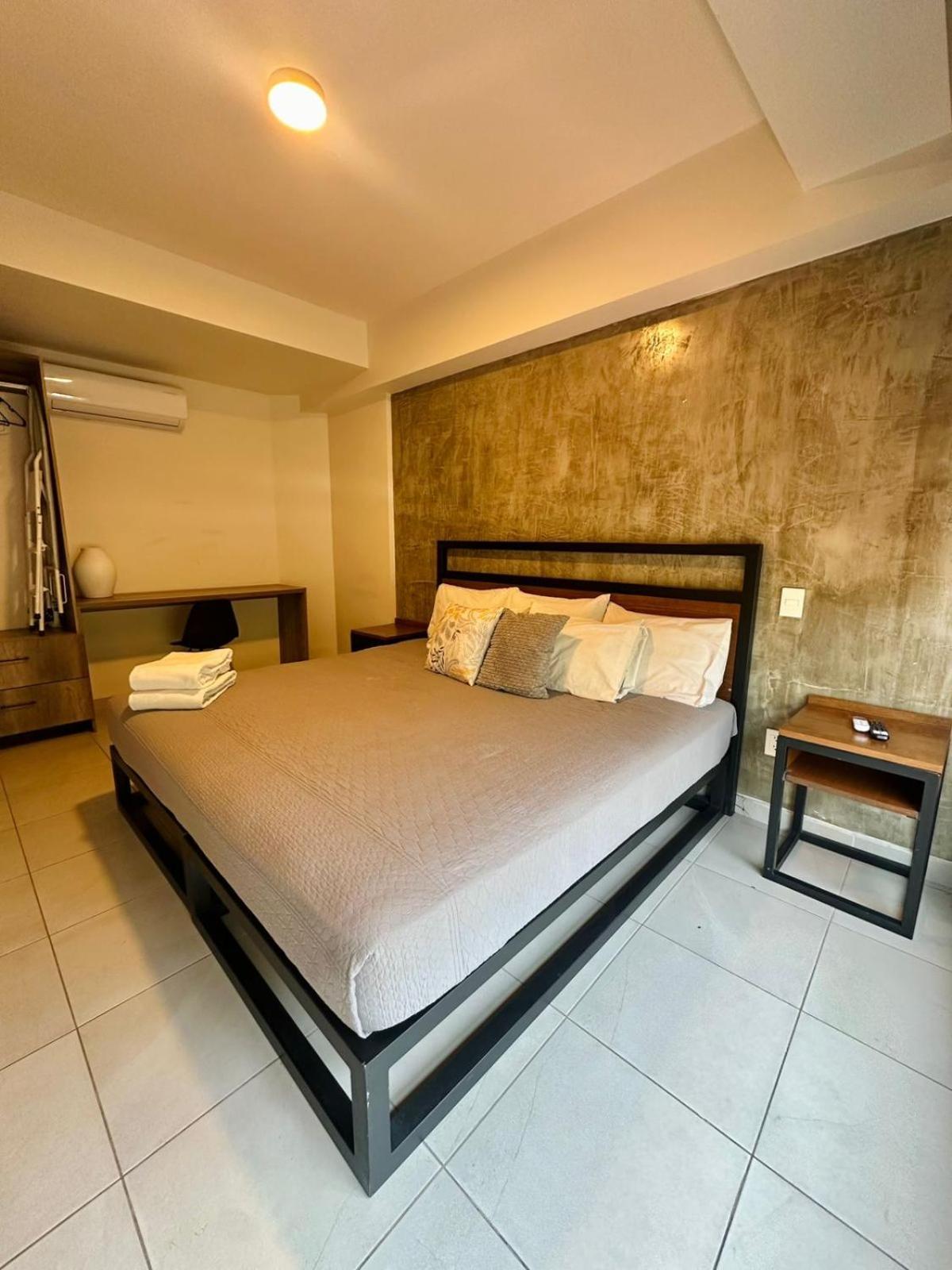 Ihost Chapultepec Apartment Guadalajara Bagian luar foto