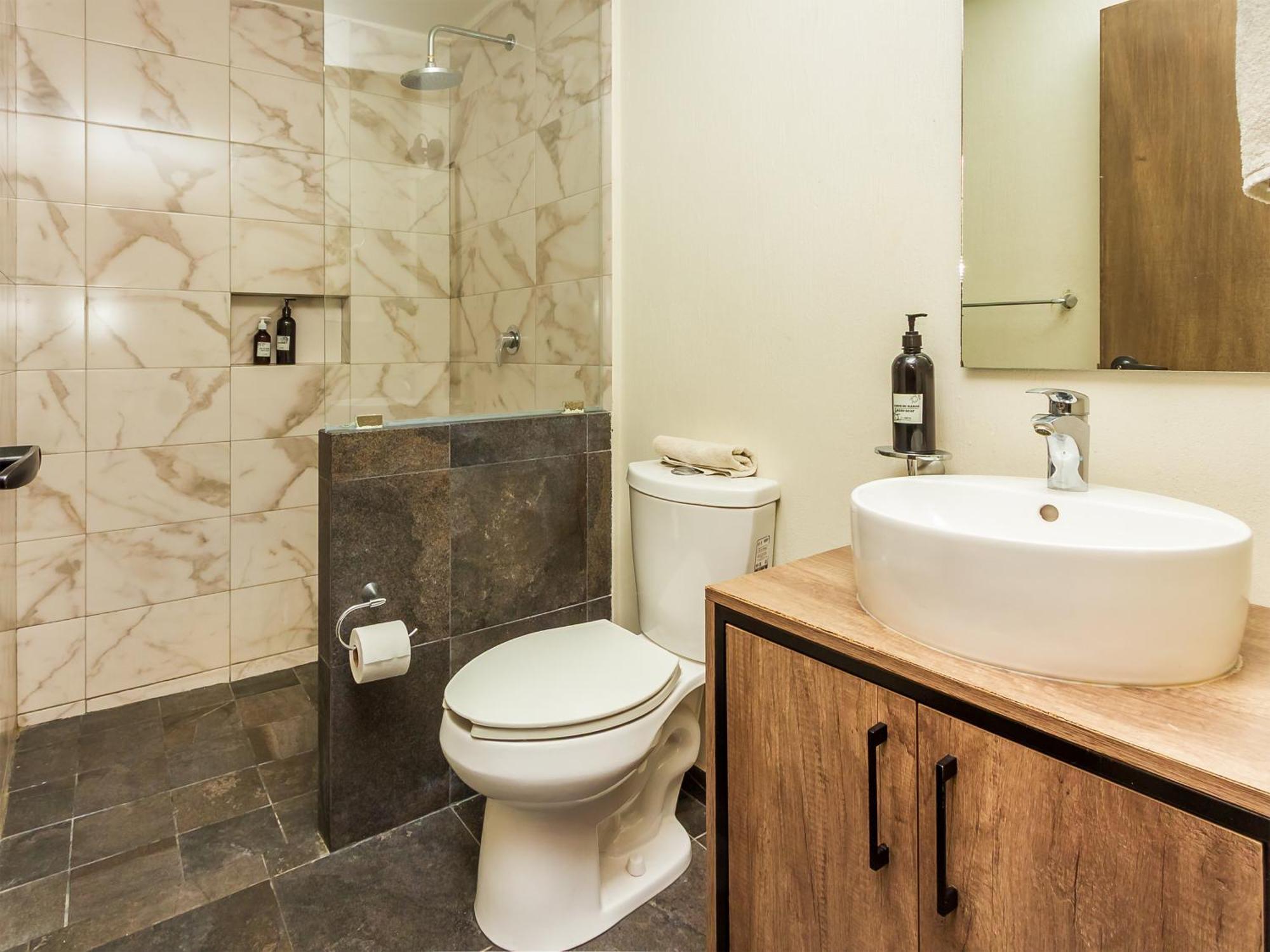 Ihost Chapultepec Apartment Guadalajara Bagian luar foto